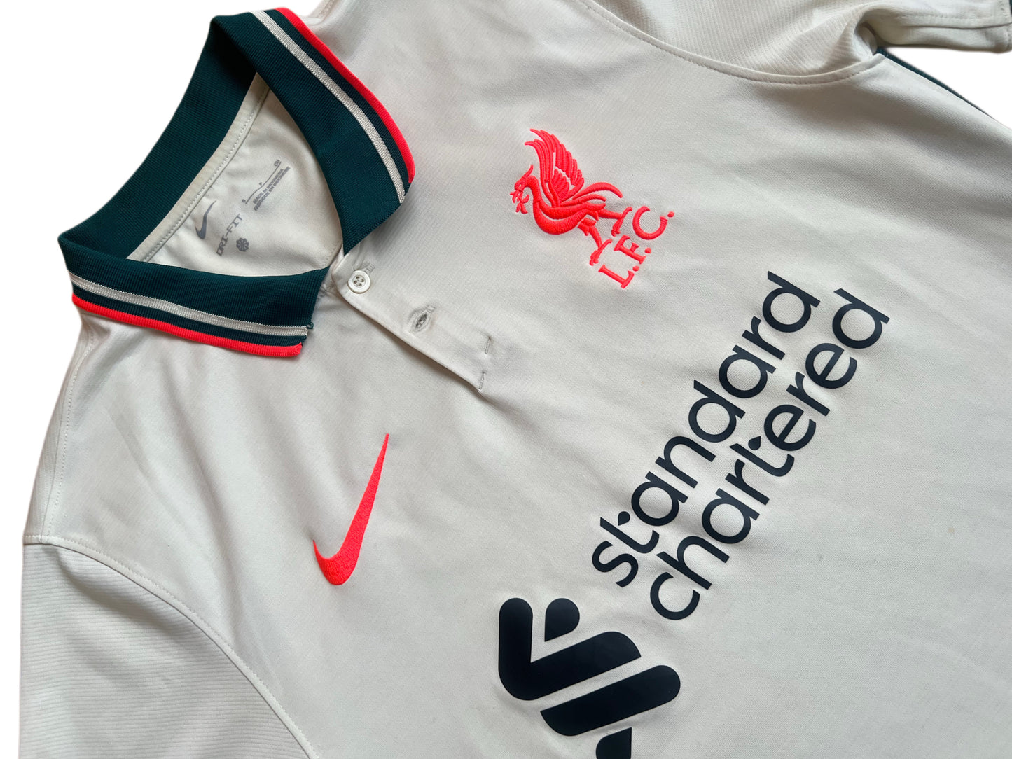 Liverpool 2021/2022 Bortatröja S